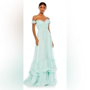 ❌SOLD❌Mac Duggal mint green blue gown size 4 NWT prom wedding formal dance dress